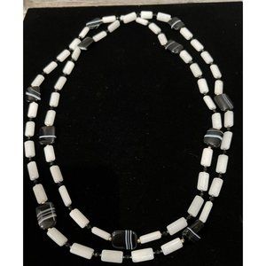 Facets 5th Avenue Glass Bead Necklace Black & White